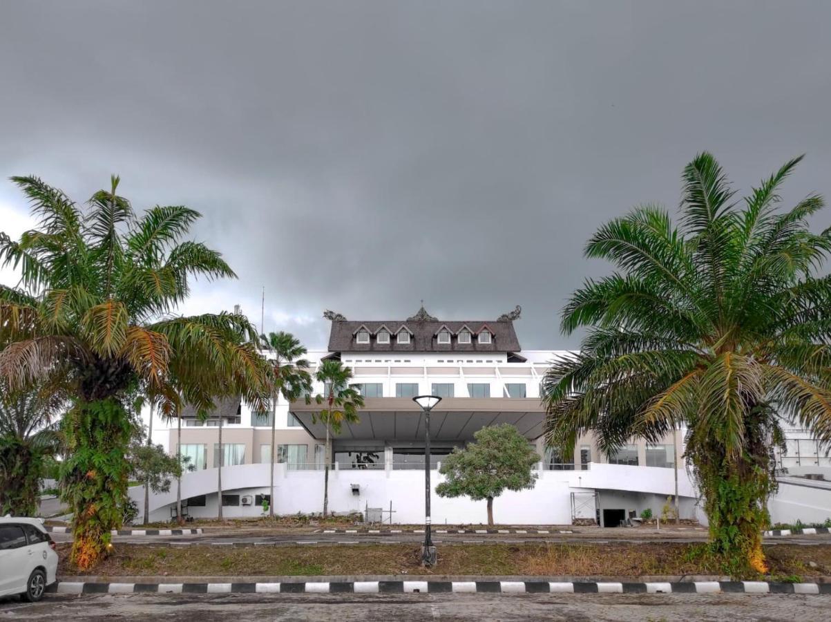 Hotel Horison Ultima Bandara Balikpapan à Sepinggang Kecil Extérieur photo